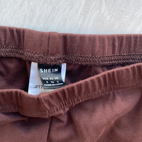 SHEIN 2 piece size sml fits big - Picture 6 of 7